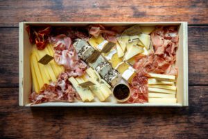Plateau fromages charcuterie